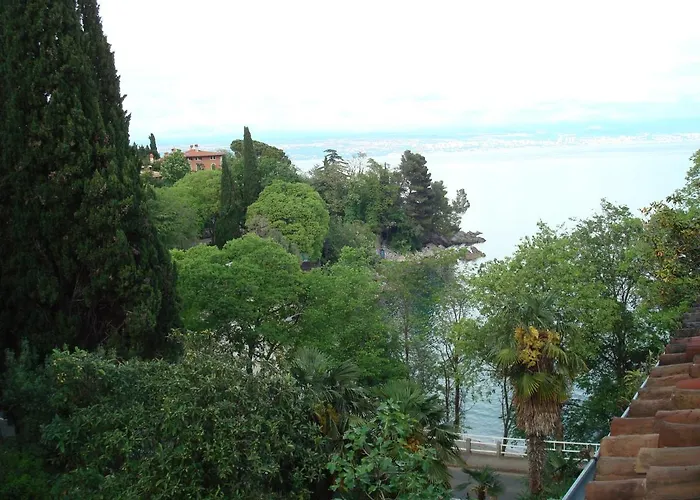 Beach Apartments Lovran Apartment