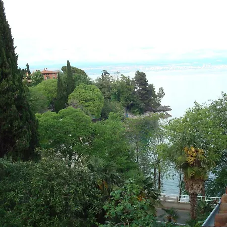 Beach Apartments Lovran Apartment