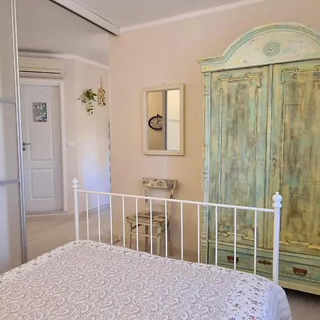 Beach Apartments Lovran アパート