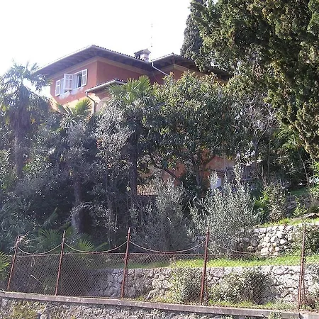 Apartment Beach Apartments Lovran Lovran